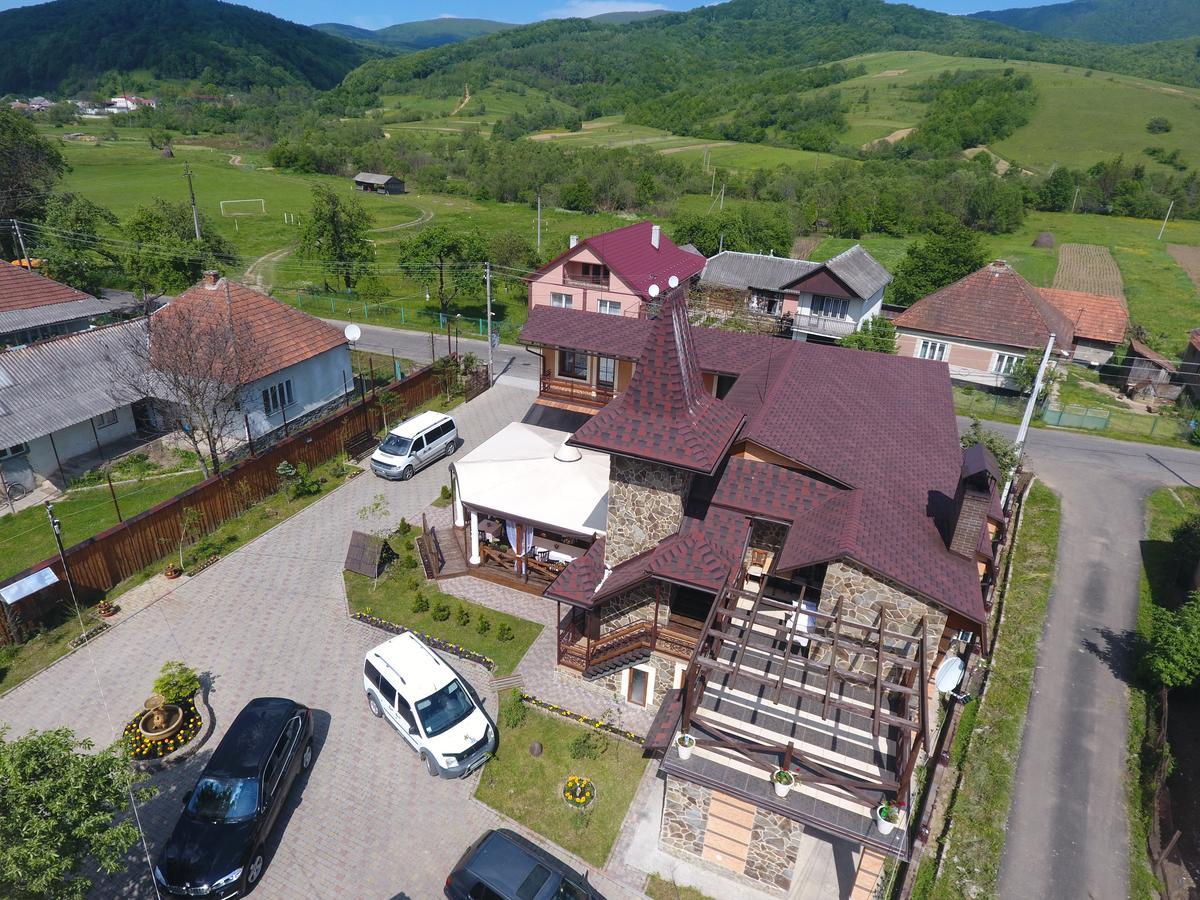 Minihotel Zolotoe Runo Ploskoye المظهر الخارجي الصورة
