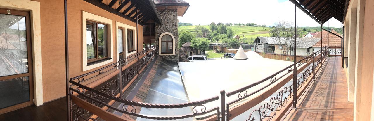 Minihotel Zolotoe Runo Ploskoye المظهر الخارجي الصورة